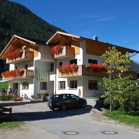Haus Kargruber Apartamento Santa Maddalena in Casies Exterior foto