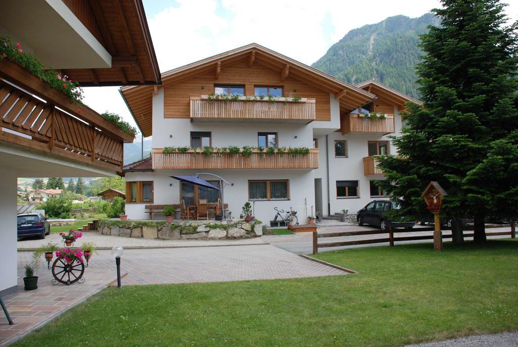 Haus Kargruber Apartamento Santa Maddalena in Casies Exterior foto
